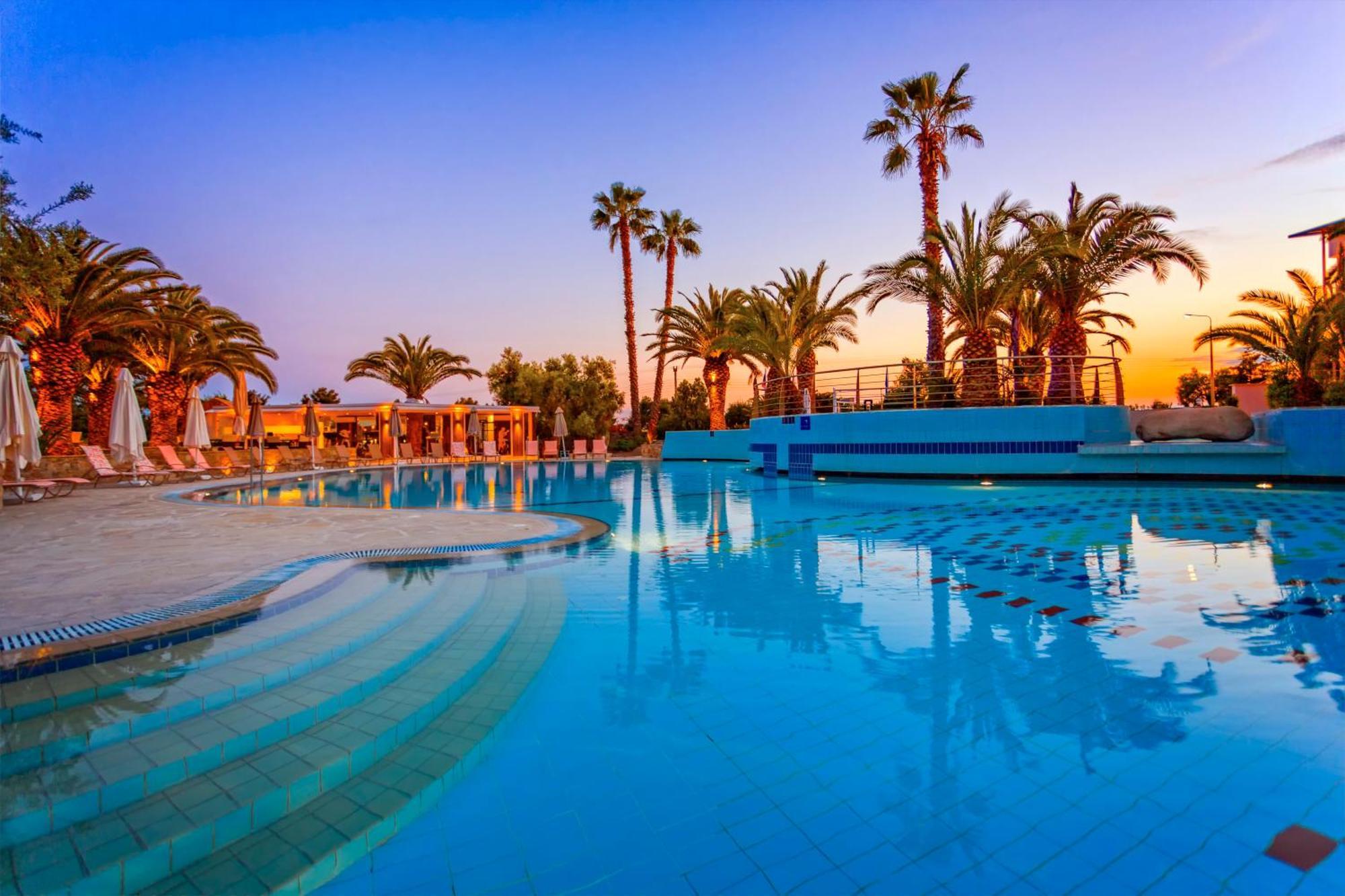Lagomandra Hotel And Spa 외부 사진
