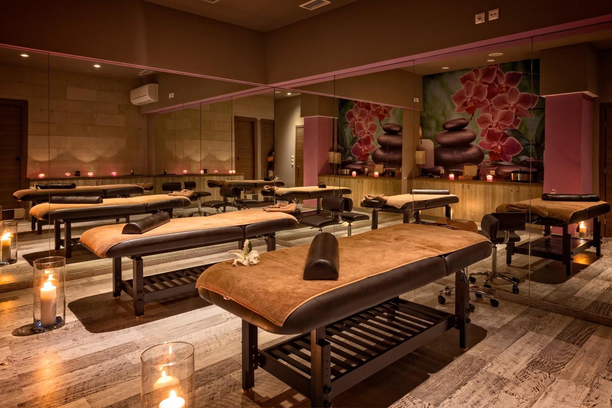Lagomandra Hotel And Spa 외부 사진